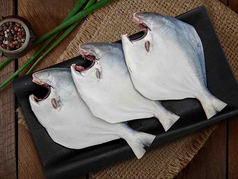 Silver Pomfret Belly Clean & Dressed (Size: 4pcs) thumbnail 2